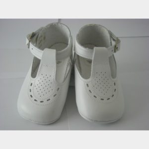 Chaussure Menu Baby shoes blanches pour filles
